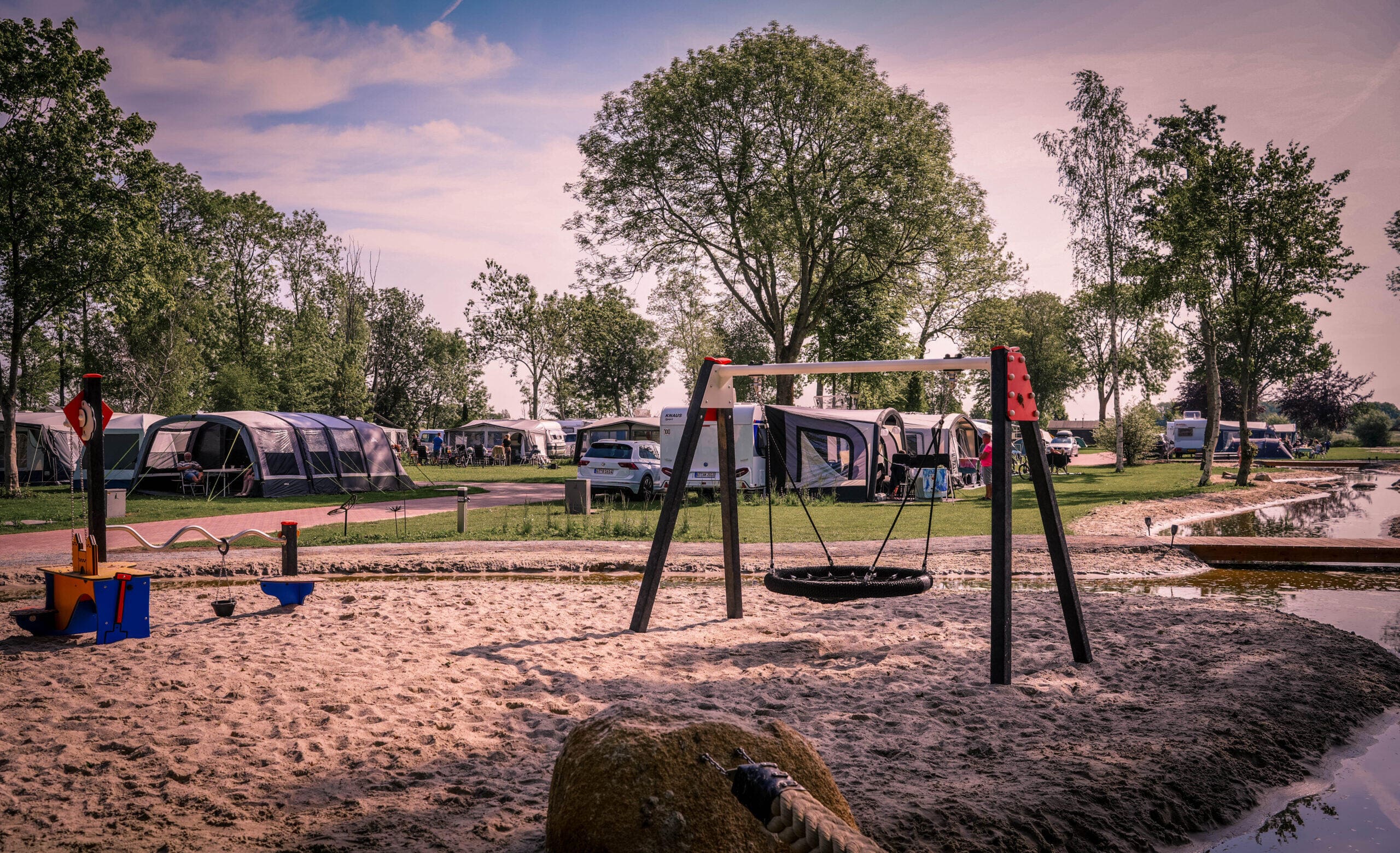 Natuurlijk Wedderbergen – the largest playful water creek in the Netherlands