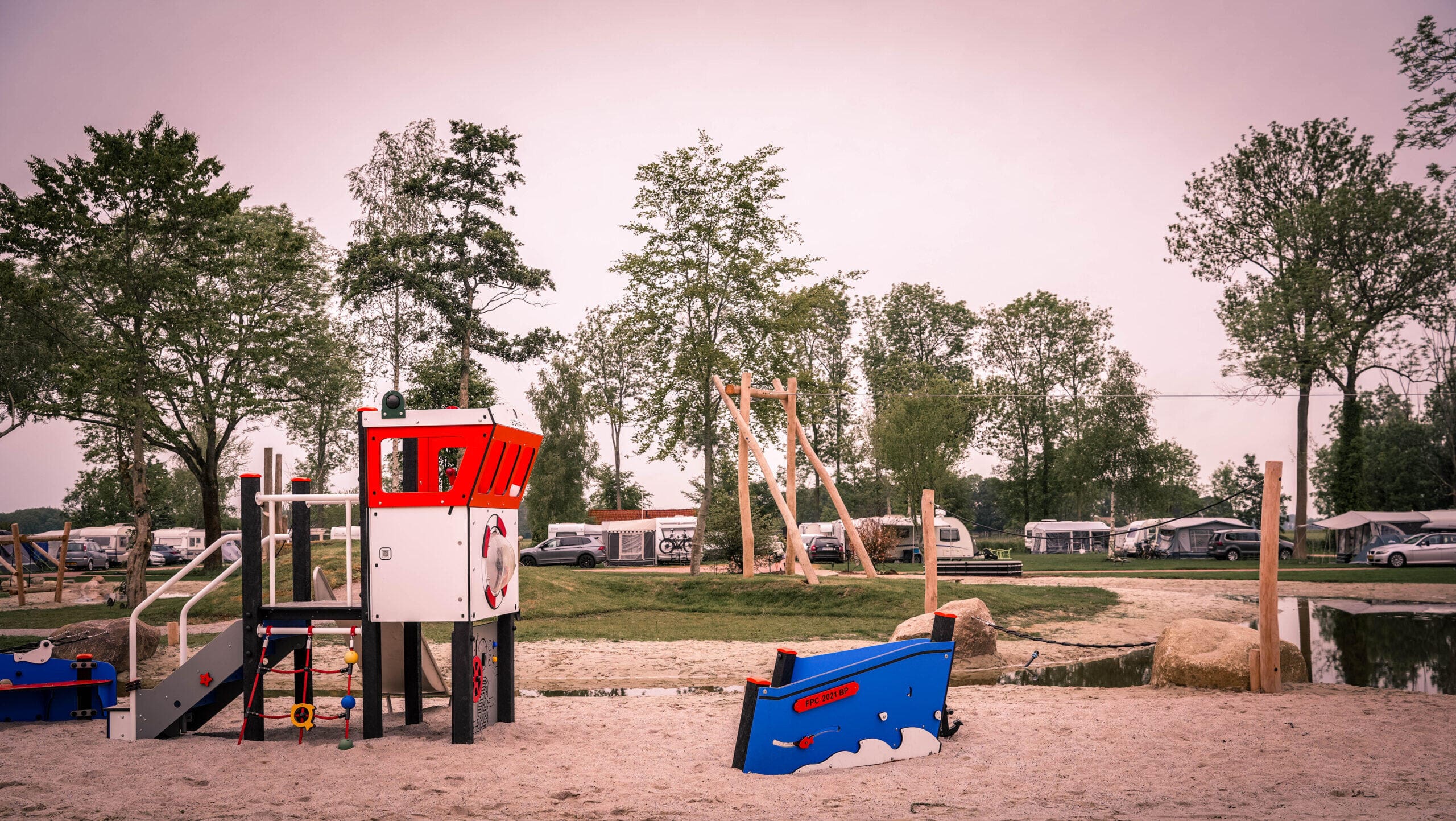 Natuurlijk Wedderbergen – the largest playful water creek in the Netherlands