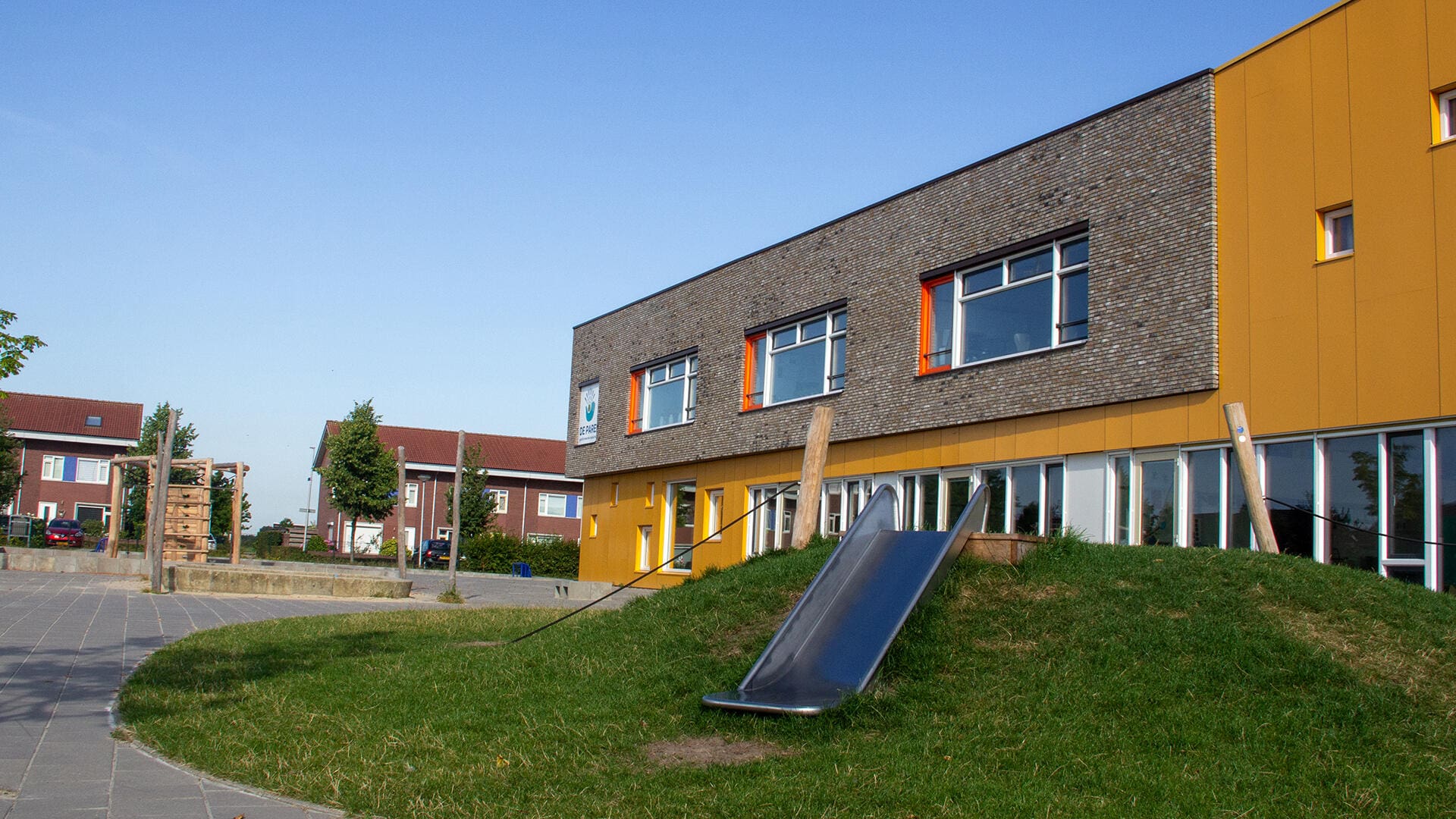 Aanpassen inrichting schoolplein Basisschool De Parel