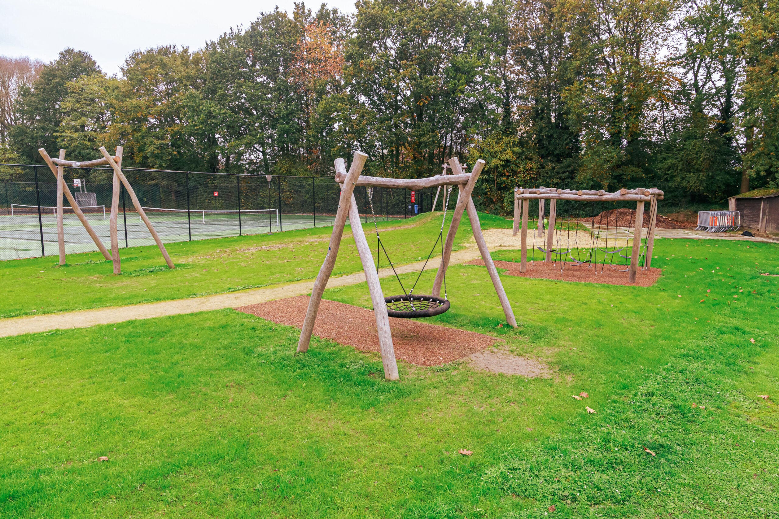 Inklusiver Spielplatz in Rollegem, Belgien