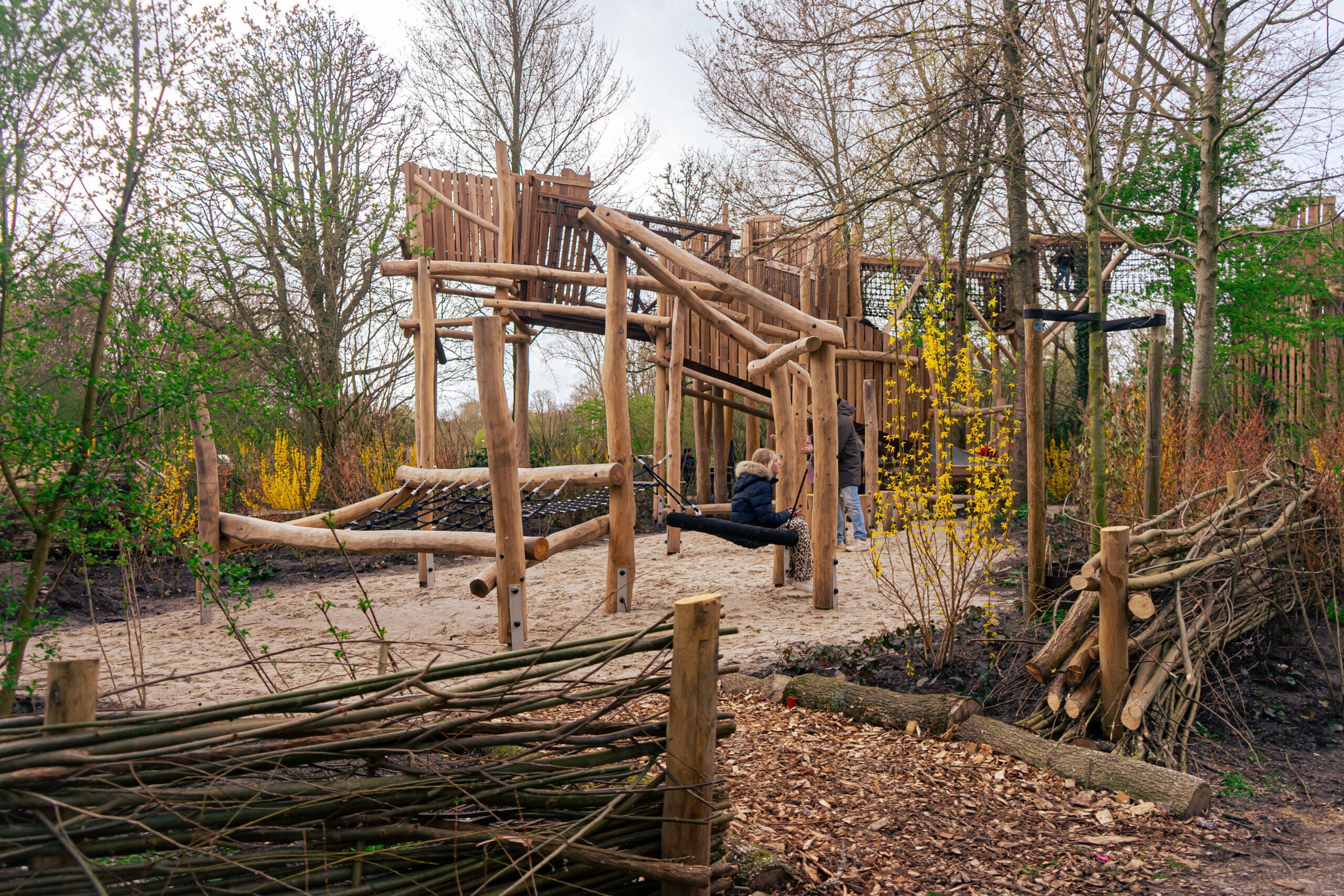 Nieuw klauterpad in het Vondelpark, Amsterdam
