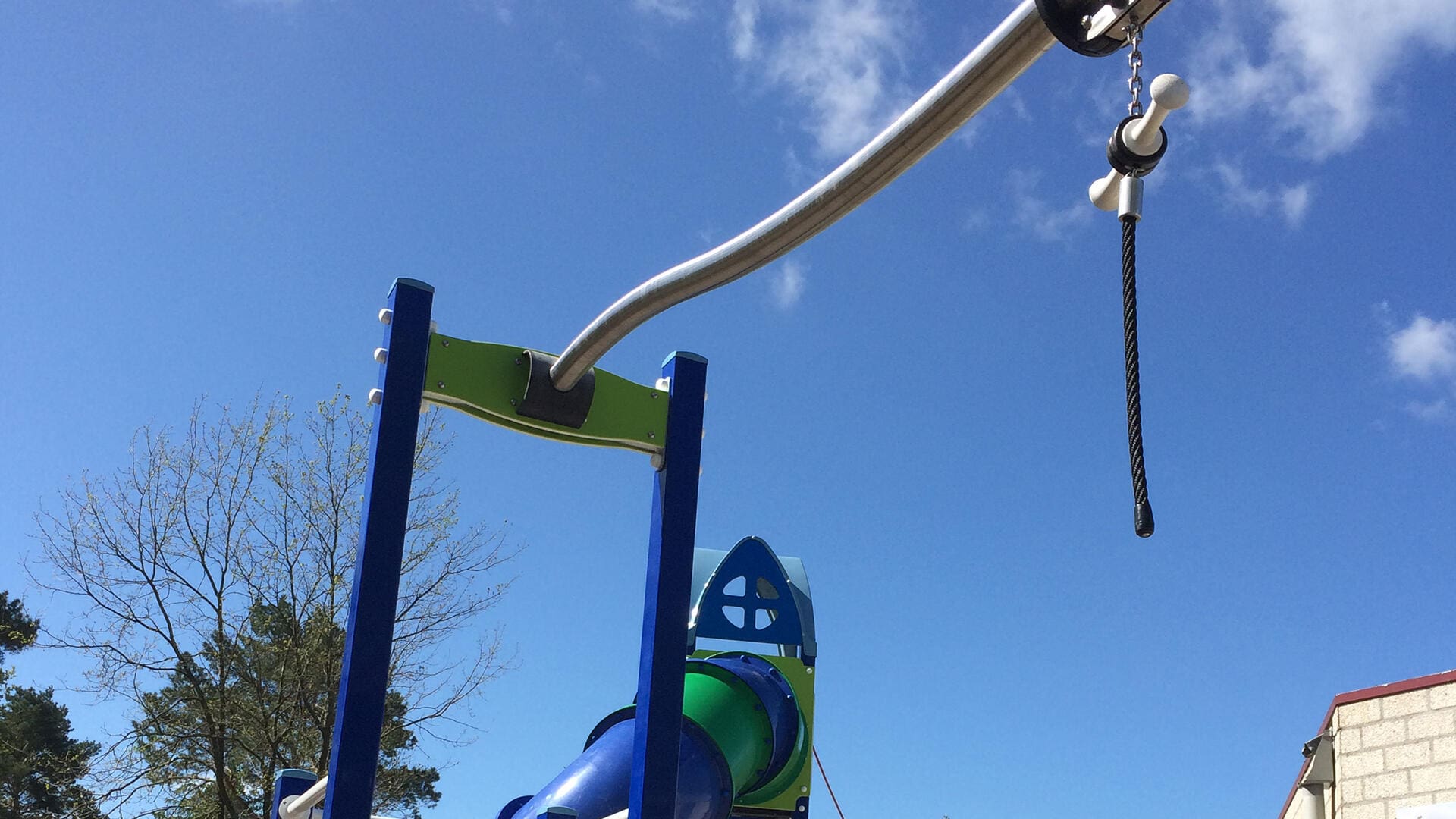 Vielseitiges Spiel auf dem Campingplatz