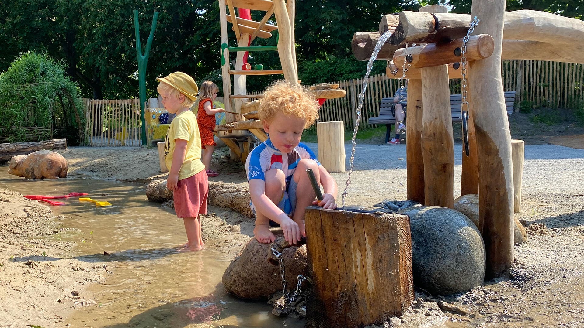 Avontuur voor iedereen in natuurspeeltuin De Doorbraak
