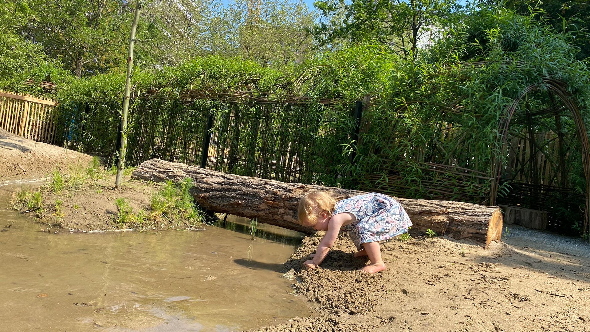Avontuur voor iedereen in natuurspeeltuin De Doorbraak