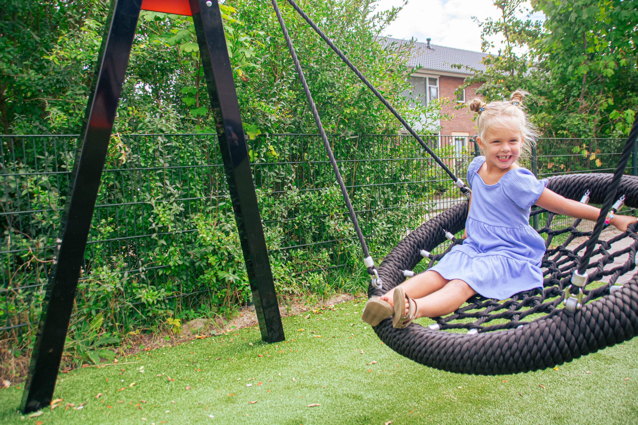 The Ammanschool: a cool and colourful schoolyard!