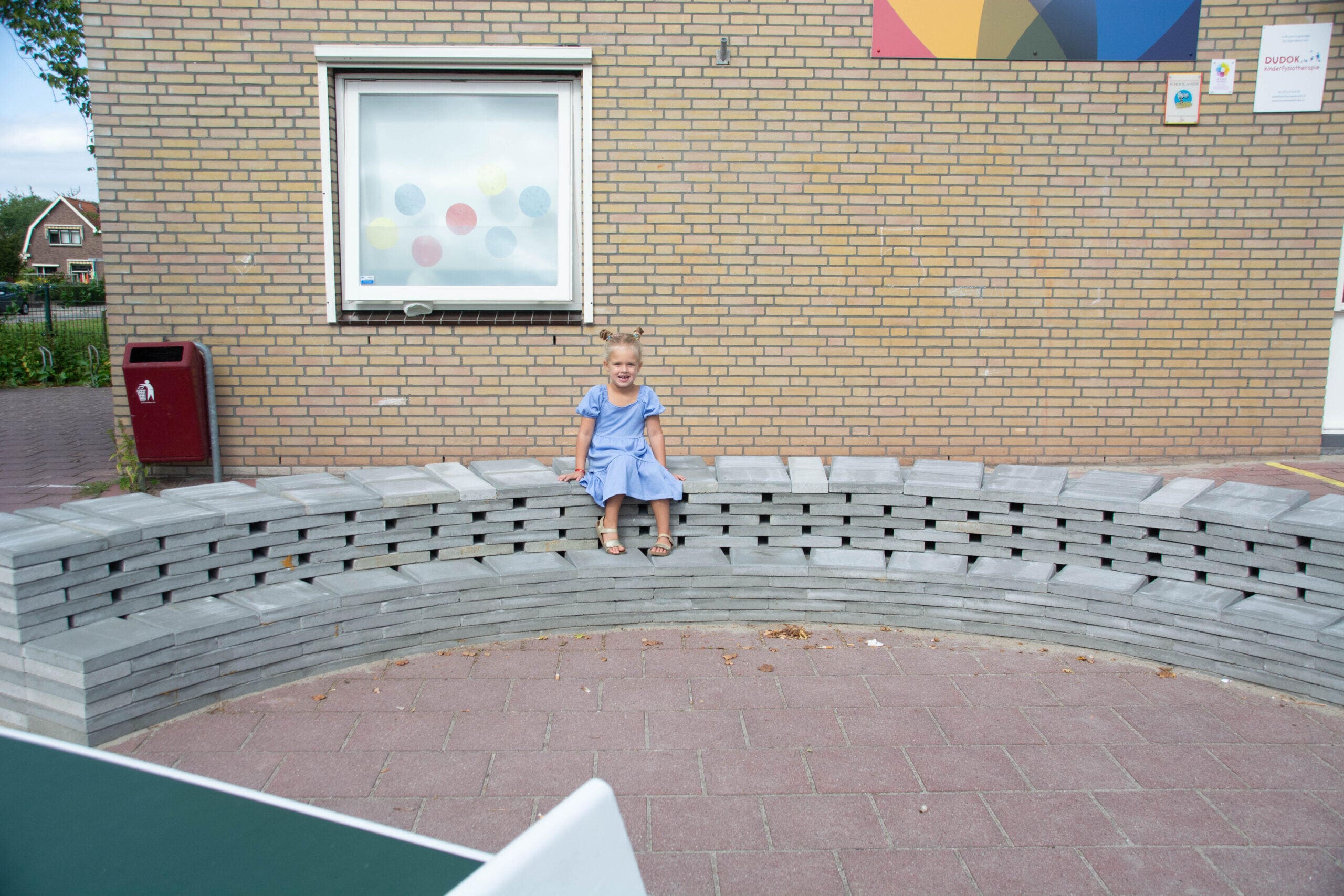 The Ammanschool: a cool and colourful schoolyard!