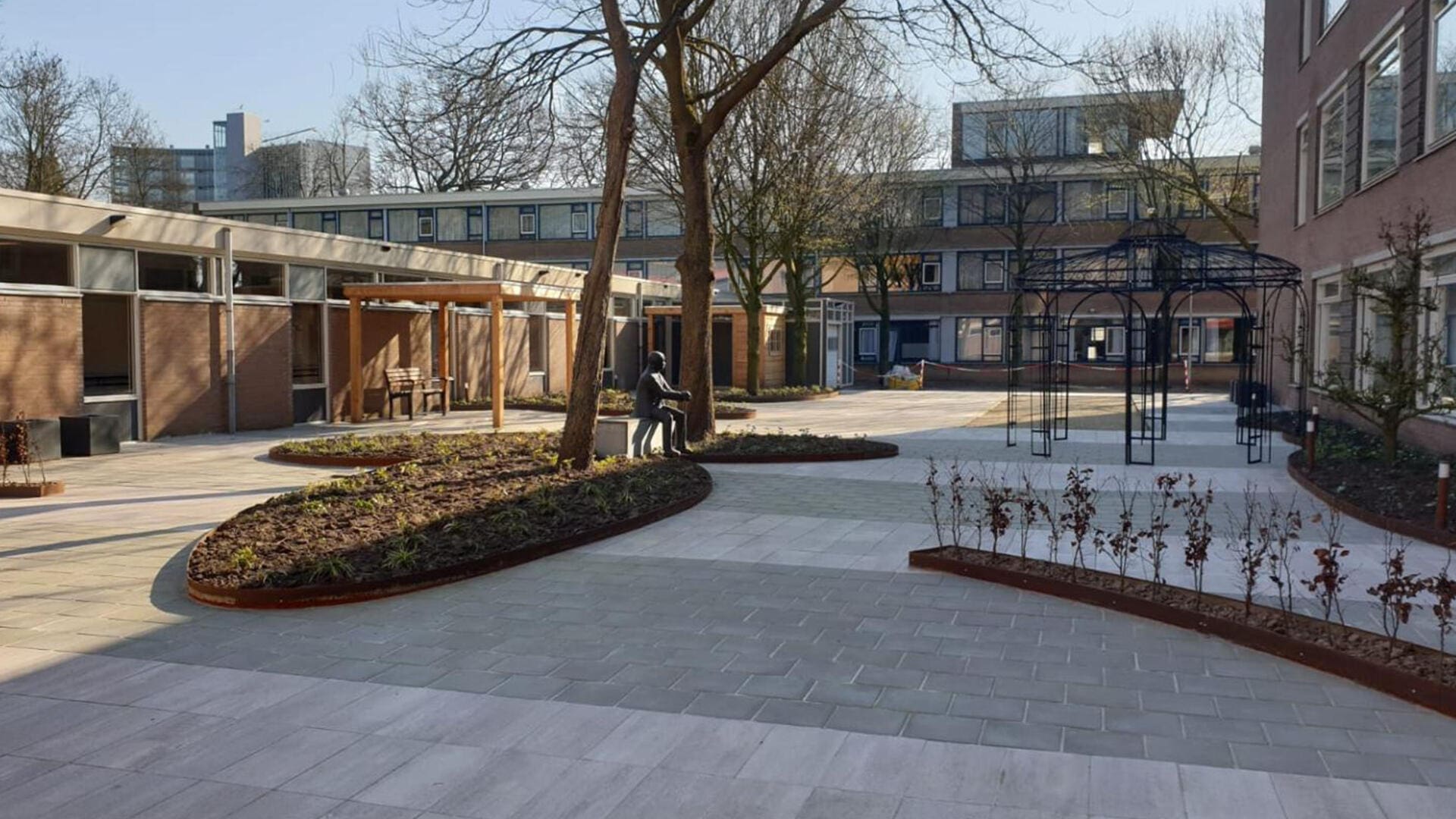 Komplette Aktivität, Bewegung und Erfahrung Gartenpflegegruppe