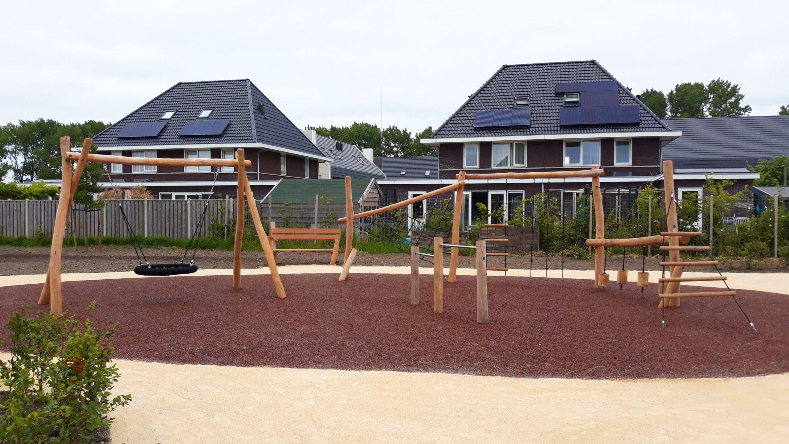 Inrichting speelplaats bij nieuwbouwwijk De Leeuwenkuil Elshof-zuid