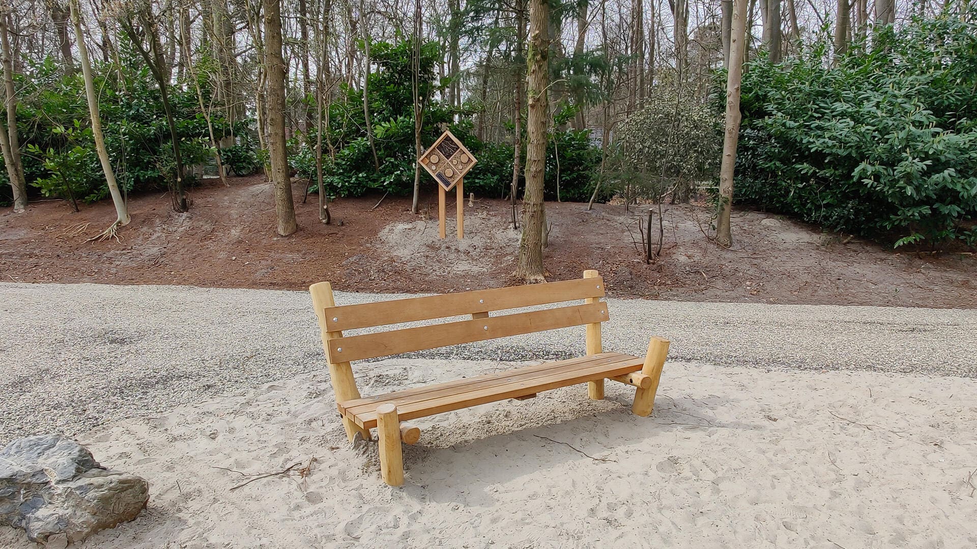 Vielseitiges Spiel auf dem Campingplatz