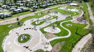 Natuurlijk spelen bij Camping Geuldal.
