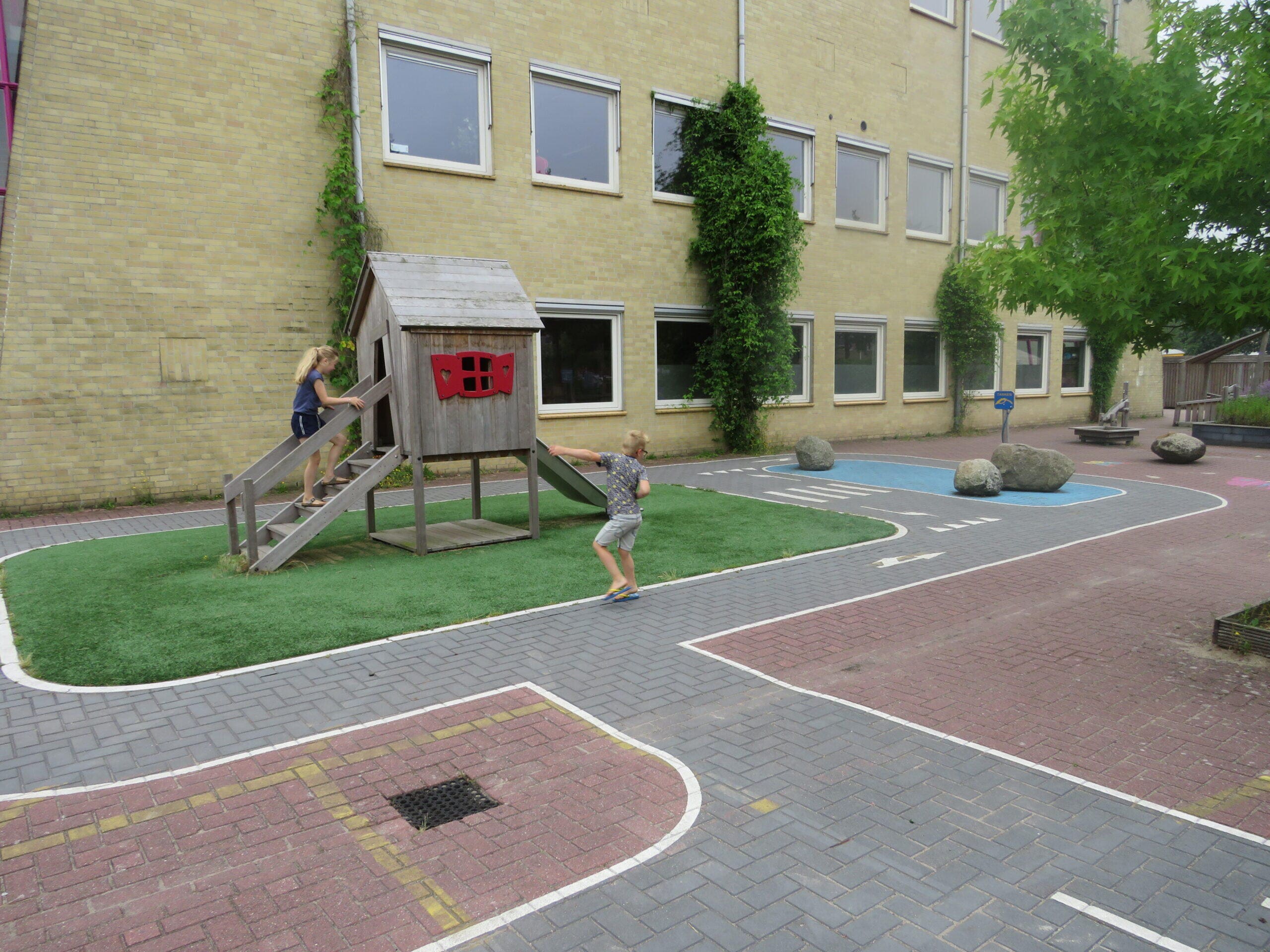 Inclusief belevingsplein Onderwijscentrum de Twijn