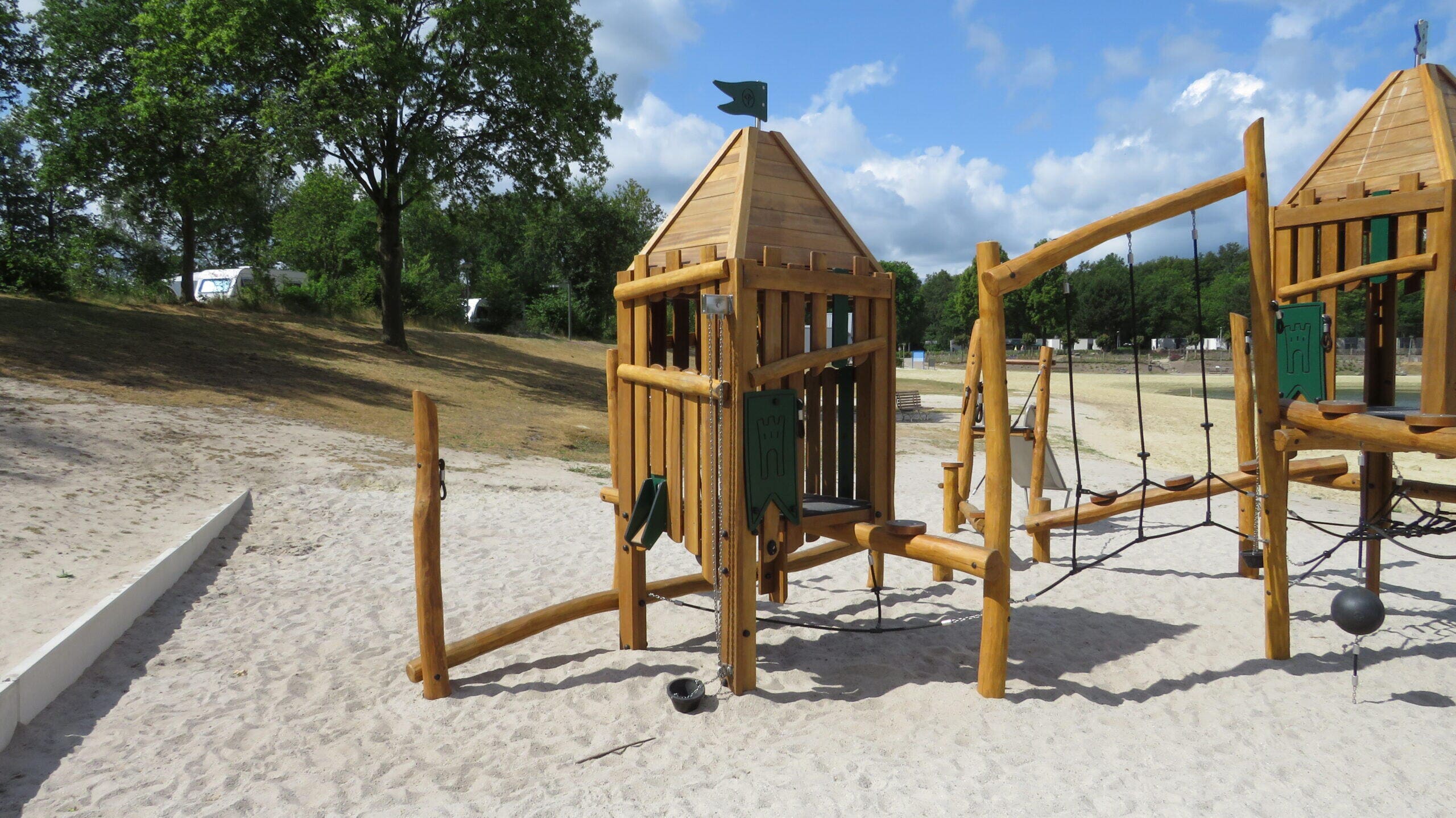 Replacement of the central play area at Roompot Hunzedal