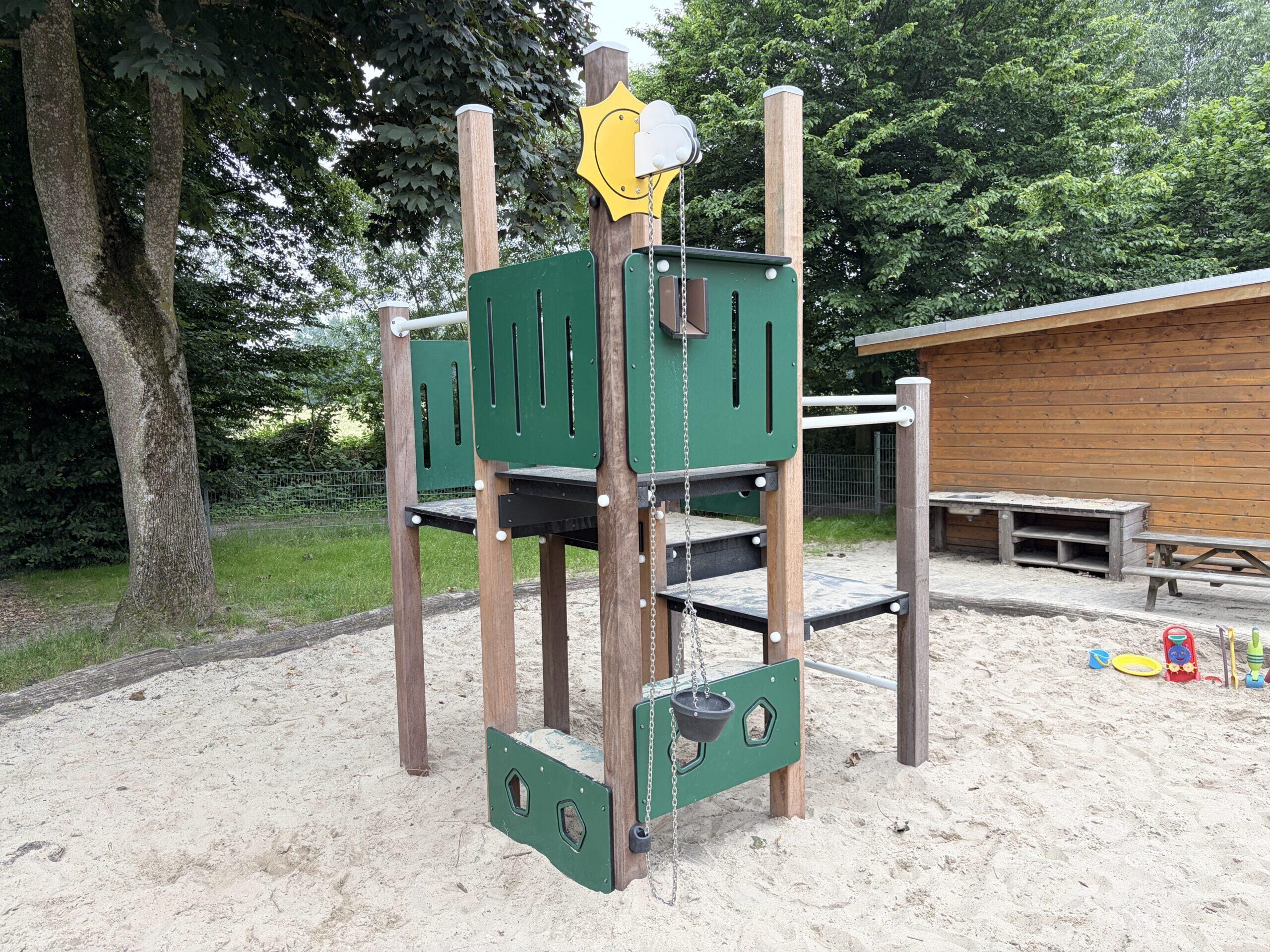 Spielen im Sand in Schöning