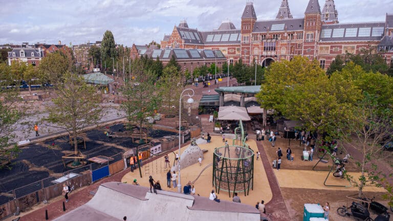 Samenspelen op het Museumplein